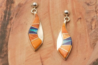 Spiny oyster store earrings